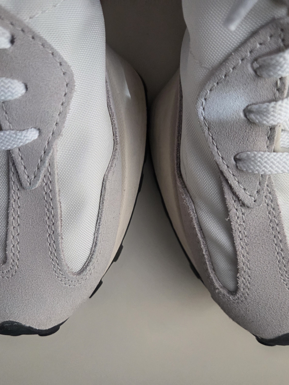 New Balance Low-Top Sneakers in White, Black & Light Gray - Picture 6 of 7